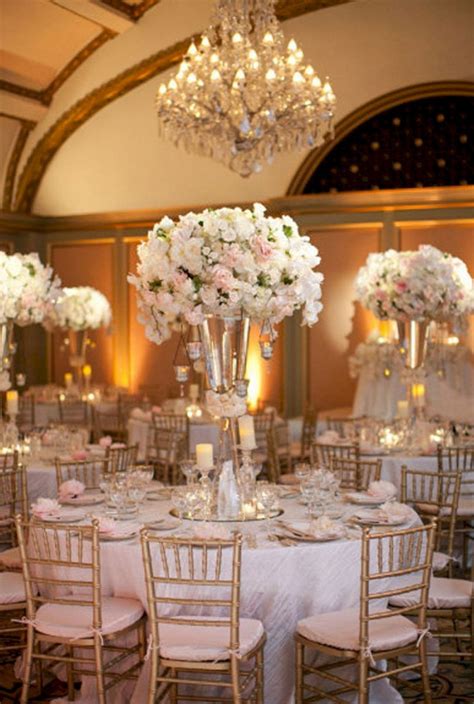 25 Glamorous Gold Wedding Party Decoration Ideas For Wedding