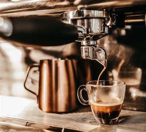 How To Make A Perfect Espresso Shot Using Espresso Machine Teacoffeecup