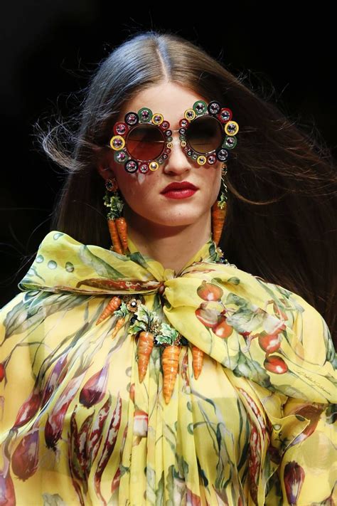 Dolce And Gabbana Sunglasses Pinterestfashion Fashion Pinterest Dolce And Gabbana Fashion Week