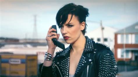 Lzzy Hale New Haircut Top Hairstyle Trends The Experts Are Loving For