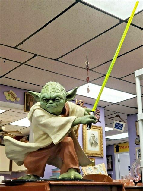 Pepsi Yoda Star Wars Life Size Statue Sideshow Master Replicas Clone