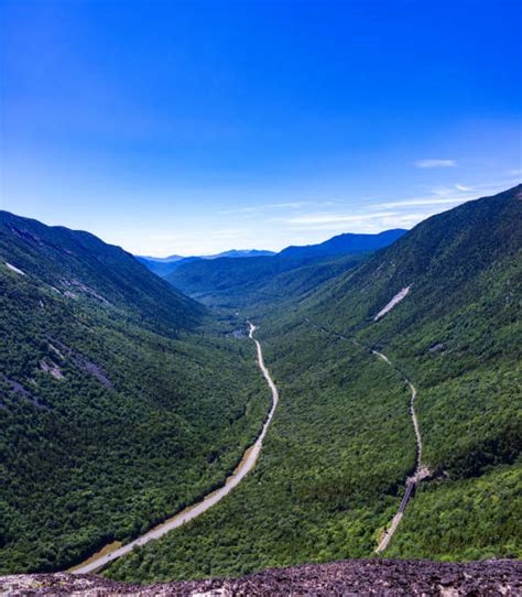 New Hampshire Mountain Stock Photos Pictures And Royalty Free Images