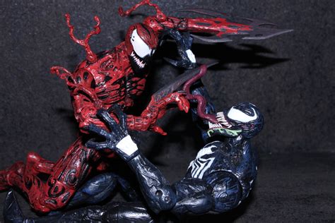 Marvel Select Carnage Figure Review Spider Man Crawlspace