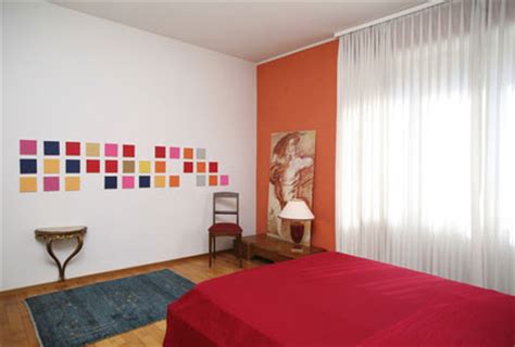 Grün, blau, rosa, beige, braun, violett und grau. Schlafzimmer streichen - Farben, Trends & Vorbereitungen