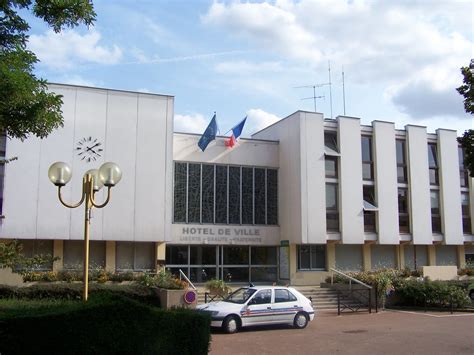 Hôtel De Ville De Fontenay Le Fleury Source Conseil Départemental