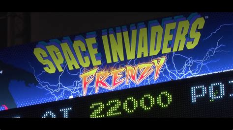 Space Invaders Frenzy Raw Thrills Iaapa 2016 Youtube