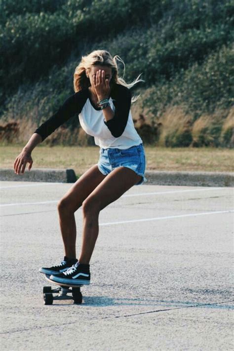 Pin De Heptagono En Summr Chicas Skaters Fotos Tumblr Mujer Ropa De