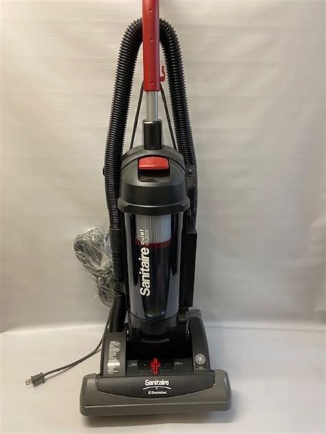 Sanitaire By Electrolux Upright Bagless Vacuum Cleaner Sc5845