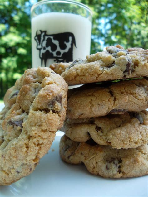 Cookies should be brown around the edges and will finish cooking on the sheet when. The Best Mrs. Fields Chocolate Chip Cookie Hoax Recipe ...