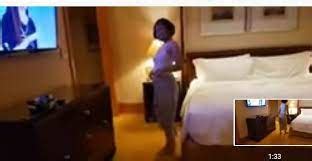 Nah, bagi kalian yng saat ini tengah mencari informasi terkait hal vidio viral 16 menit kakak tidak menggodaku ini, maka selamat kalian. Video Viral 16 Menit Kakak Adik Di Hotel - Idntrending.com