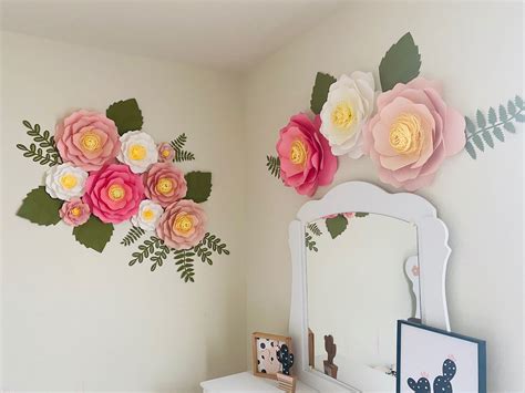 12 Piece Paper Flower Set Color Customizable By