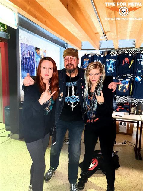 The band burning witches was founded during spring 2015 in brugg, beautiful switzerland, by guitar player romana kalkuhl. Das Interview mit den Schweizer Metal Hexen Jay Grob und ...