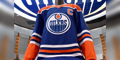 These awesome jersey concepts give the edmonton oilers new. Oilers set throwback jersey nights for 40th anniversary — icethetics.co