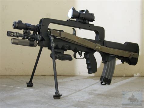Famas F1 Bullpup Assault Rifle High Accuracy Target ~ Armedkomando