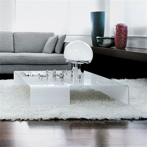 Find the best glass coffee & accent tables for your home in 2021 with the carefully curated selection available to shop at houzz. Spider Curved Glass Coffee Table - Klarity - Glass Furniture