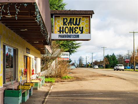Rochester Washington Small Town Charm In Thurston County