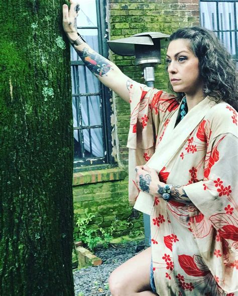 Pin By Maurice The Goat On Danielle The Desirable Women Danielle Colby Kimono Top