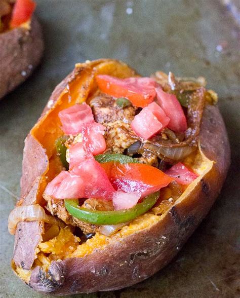 2 meanwhile, in a bowl, combine 1 tablespoon of the olive oil, the juice, spices and garlic. Chicken Fajita Stuffed Sweet Potatoes | Love & Zest
