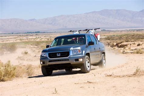 Check spelling or type a new query. 2011 Honda Ridgeline Review, Specs, Pictures, Price & MPG