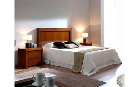 Por eso, desde sueños hemos preparado la mejor selección de cabeceros para camas de matrimonio e individuales, de todos los estilos y con los mejores materiales para que combines estilo y descanso. Cabecero moderno madera para cama 150 Rimon | Dormitorio ...