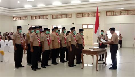 Kapolres gelar silaturahmi dengan warga papua yang tinggal di bojonegoro. Pemda Halmahera Tengah Wajibkan ASN Berpakaian Pramuka ...