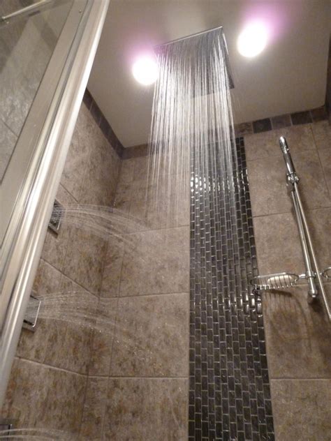 15 Beautiful Bathrooms With Rain Shower