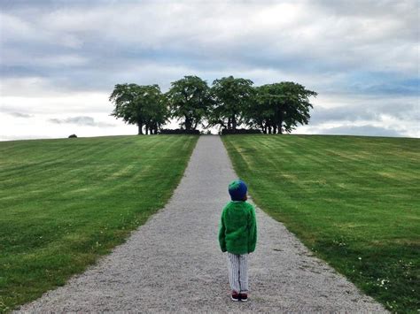 8 Tips For Using People In Your Iphone Landscape Photography