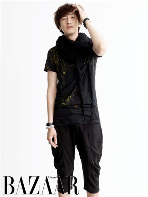 See more of 이광수 on facebook. 이광수, 화보서 시크+마초 매력 발산 '기린 이광수 어디갔니?'-pickcon