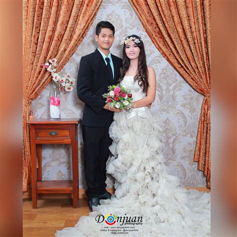 Sesi sebelum pengantin hadir di akad / pemberkatan/resepsi. Foto Prewedding Indoor Studio