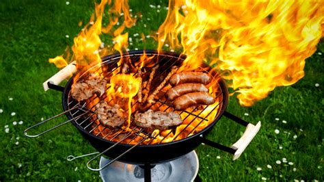 19 grilling safety tips you need to know in 2022