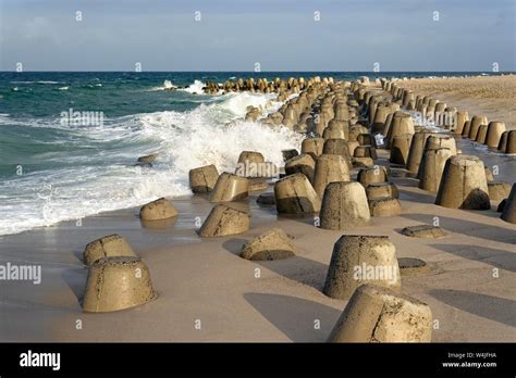 Tetrapod Wave Breakers At Sylt Hi Res Stock Photography And Images Alamy