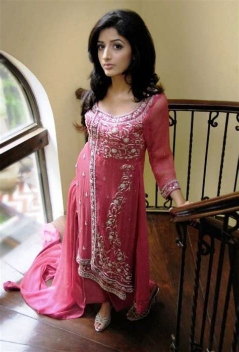 Pakistani Girls Heavy Formal Dresses 04 Exotic Dresses Pakistani Fancy Dresses Pakistani