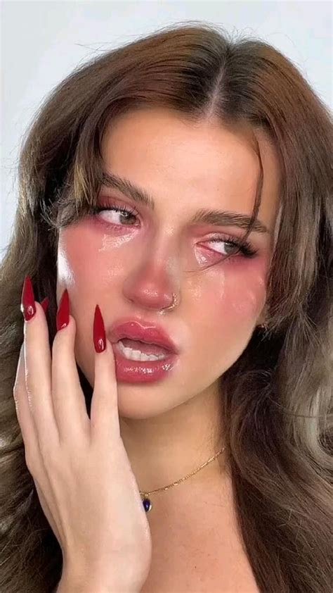 crying girl makeup tutorial kreatives makeup beauty routinen schminkzeug