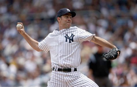 New York Yankees Making Another Hall Of Fame Case For Mike Mussina