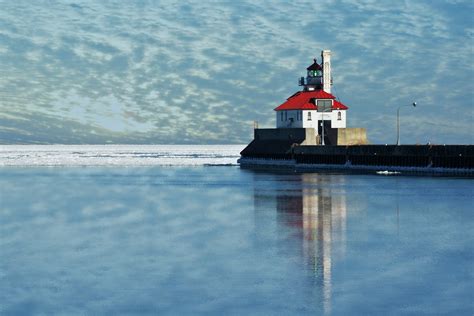 Duluth Lighthouse The South Breakwater Outer Lighthouse A Flickr