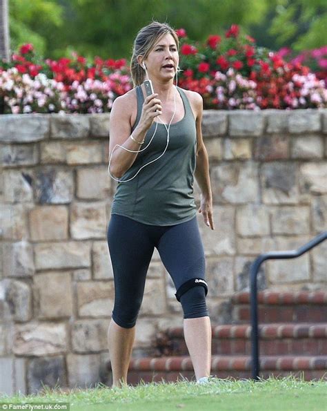 Jennifer Aniston Keeps Her Body Beautiful With Double Workout Sessions