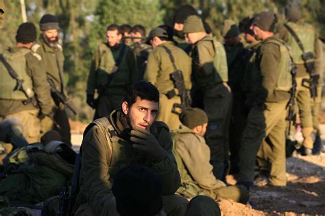 Poor Idf Recruits Earn Cash Taking On Fellow Soldiers Guard Duty The