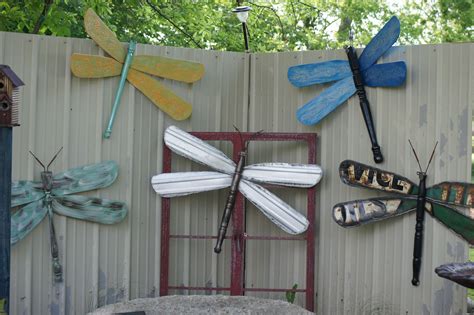Diy Table Leg Dragonfly Garden Art Easy Video Tutorial Ceiling Fan Crafts Ceiling Fan Blades