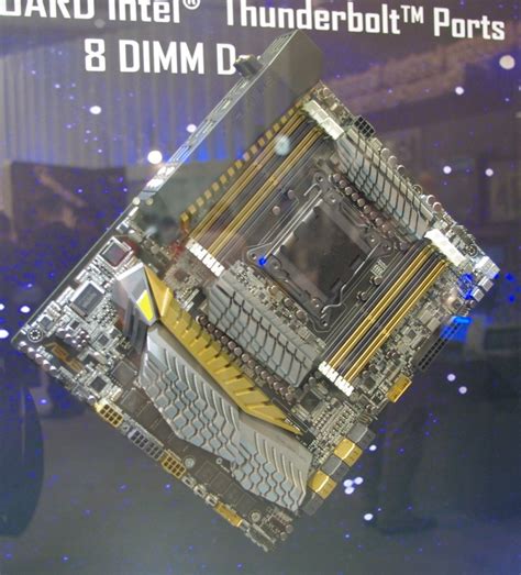 Computex ASUS Motherboard Technical Showcase ZEUS With Dual GPU