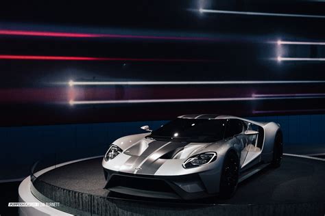 Silver Stunner Pictures Of The All Carbon Fiber 2017 Ford Gt