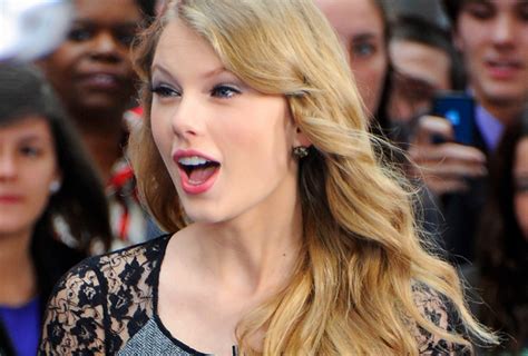 Taylor Swift Threatens Lawsuit Over Fake Topless Photo Rolling Stone