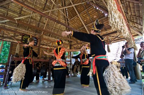 Check spelling or type a new query. Warisan Budaya Malaysia: Warisan Budaya Sabah