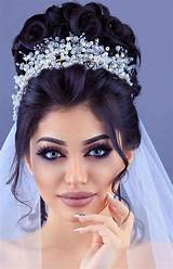 Well, it is pretty easy and conventional. Stunning 60+ Worthy Wedding Crowns Inspiration # ...