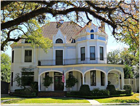 Historic Mansions In New Orleans Orleans Homes And Neighborhoods