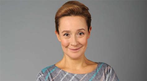 Евгения дмитриева — российская актриса, известная зрителям по проектам «физрук» в начале 2019 года артистка родила второго ребенка — дочку марию. Евгения Дмитриева - актриса, муж и дети, личная жизнь 2020