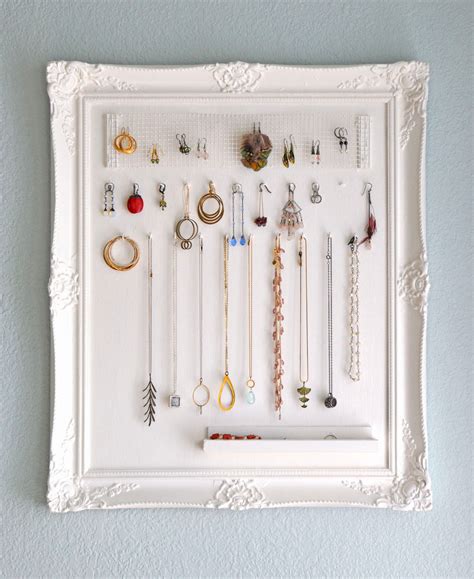 Feb 26, 2019 · the reason being is that when you photograph small pieces of jewelry, you have to shoot from a particular distance, usually 1 to 2 feet away from the jewelry product so you can capture the detail in full focus. do-it-yourself jewelry storage