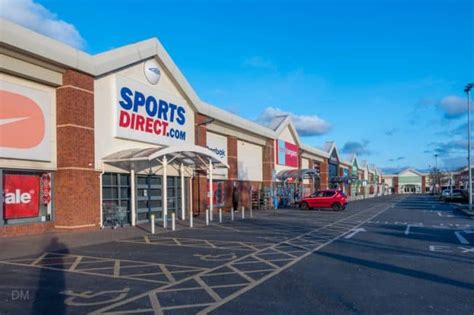 Riverside Retail Park Warrington Bandm Home Bargains Next