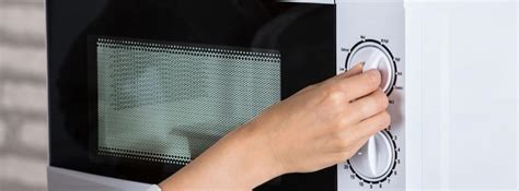 Pero, ¿qué pasa cuando este electrodoméstico se utiliza para cocinar todo lo que comemos? Cocinar arroz en el microondas - canalHOGAR