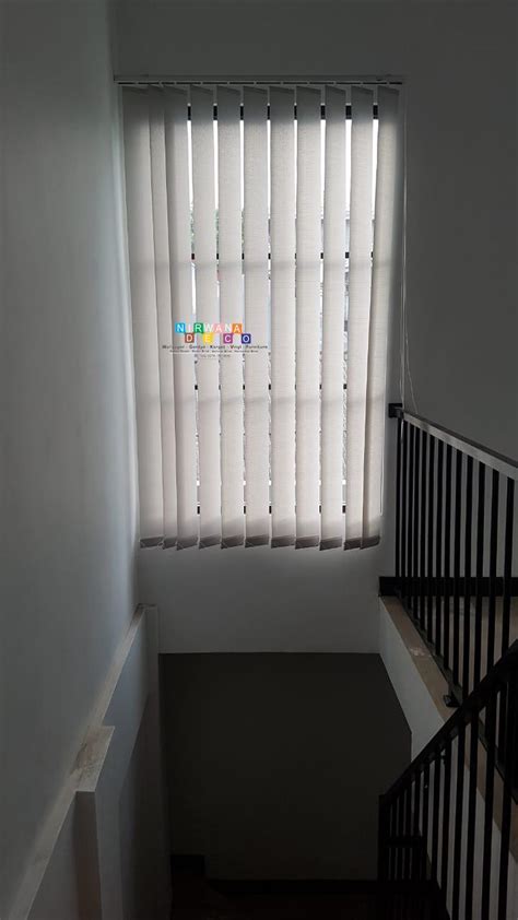 Entah itu apartemen rumah, hotel bahkan juga perkantoran. Pemasangan Vertikal Blind Di Jalan Tunjung Baru, Baciro ...