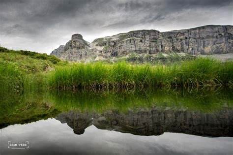 Gletschersee im griess direkt unter der clariden nordwand am klausenpass im griess kalbt der clariden gletscher direkt in. Ein Stück Island mitten in der Schweiz: Biwak am ...